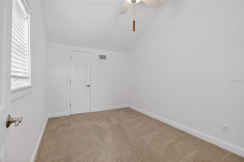 Image 14 of property listing at 4728 13TH AVENUE N, St Petersburg, FL 33713