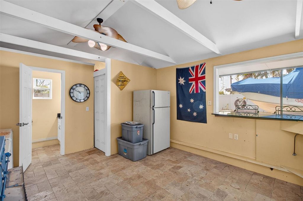 Image 34 of property listing at 4728 13TH AVENUE N, St Petersburg, FL 33713