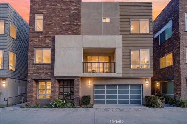 821 Brickyard, Costa Mesa, CA 92627