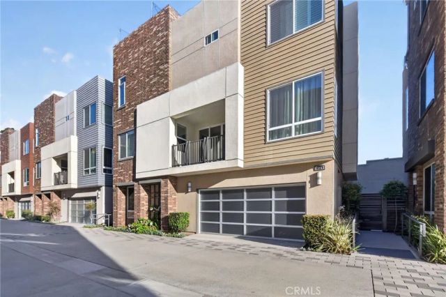 821 Brickyard, Costa Mesa, CA 92627