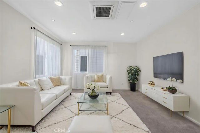 821 Brickyard, Costa Mesa, CA 92627