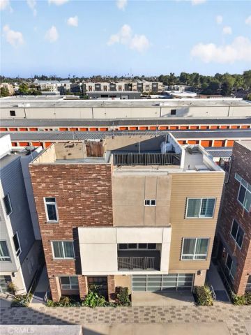 821 Brickyard, Costa Mesa, CA 92627