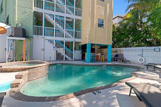 5322 CALLE DE LA SIESTA, Sarasota, FL 34242