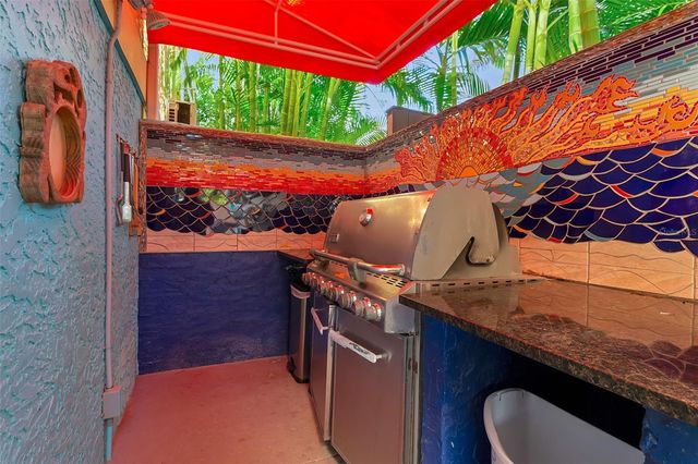 5322 CALLE DE LA SIESTA, Sarasota, FL 34242