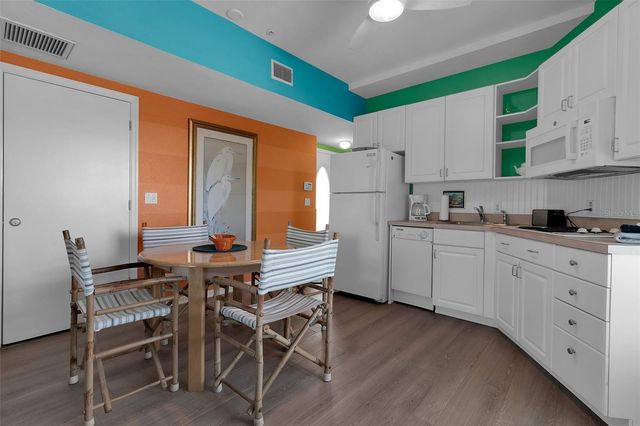 5322 CALLE DE LA SIESTA, Sarasota, FL 34242