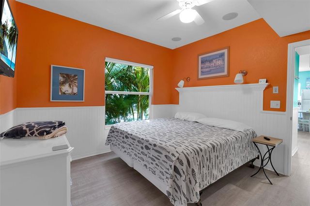 5322 CALLE DE LA SIESTA, Sarasota, FL 34242