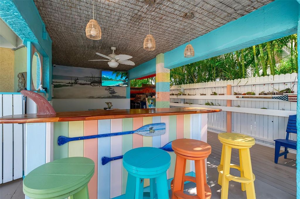 Image 21 of property listing at 5322 CALLE DE LA SIESTA, Sarasota, FL 34242