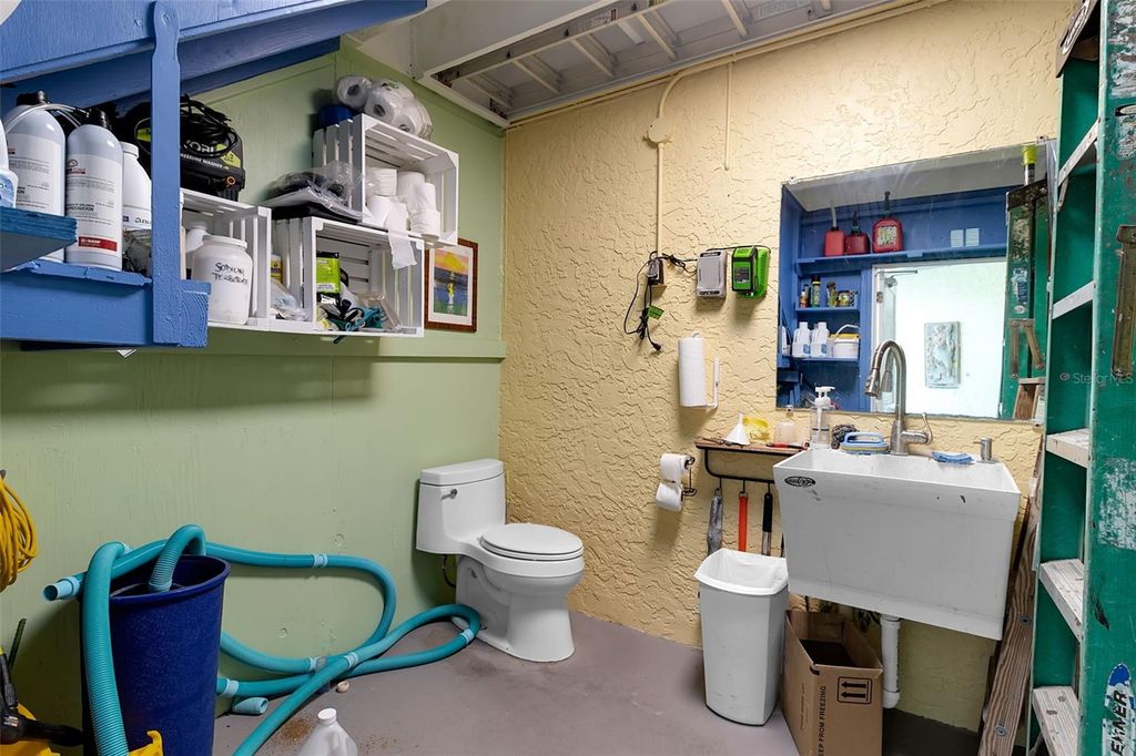 Image 67 of property listing at 5322 CALLE DE LA SIESTA, Sarasota, FL 34242