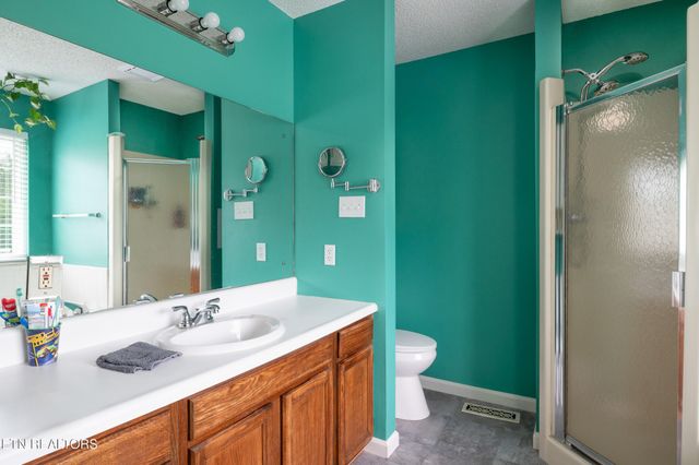 108 Tempura Drive, Oak Ridge, TN 37830