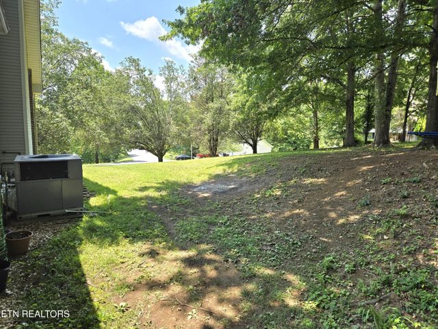 108 Tempura Drive, Oak Ridge, TN 37830