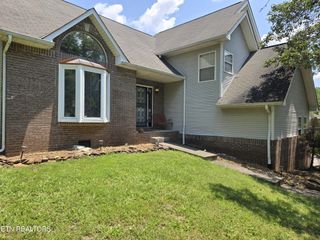 108 Tempura Drive, Oak Ridge, TN 37830