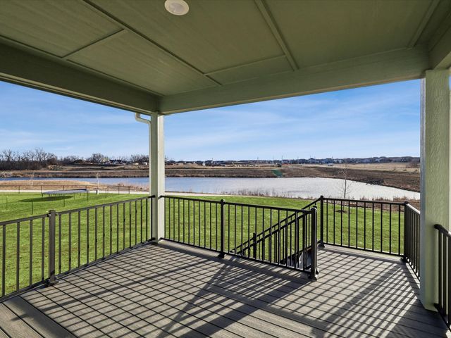 240 NW Copperleaf Court, Waukee, IA 50263