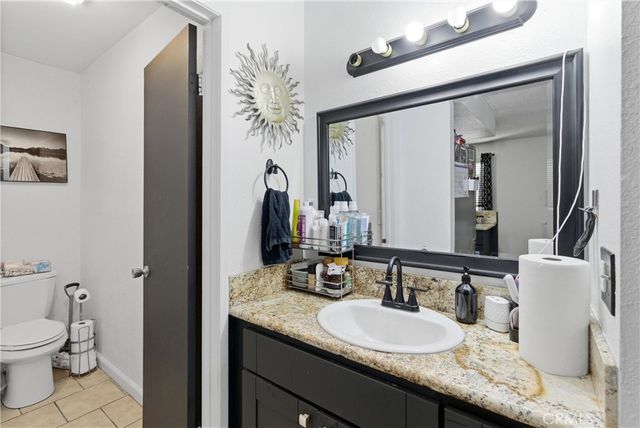 1032 N Acacia Street, Anaheim, CA 92805