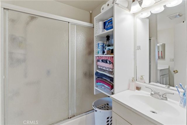 1032 N Acacia Street, Anaheim, CA 92805