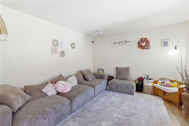1032 N Acacia Street, Anaheim, CA 92805