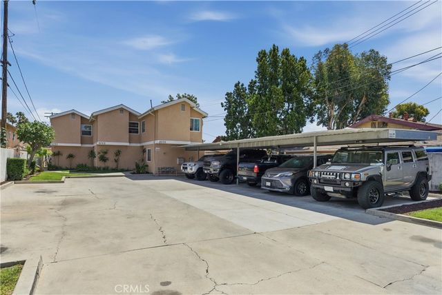 1032 N Acacia Street, Anaheim, CA 92805