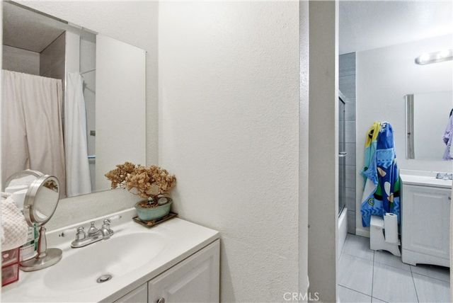 1032 N Acacia Street, Anaheim, CA 92805