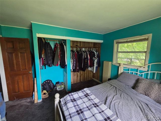 1115 N 39th Street, Belleville, IL 62226