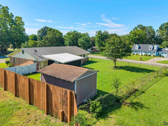209 Lazy H Lane, Warner Robins, GA 31093