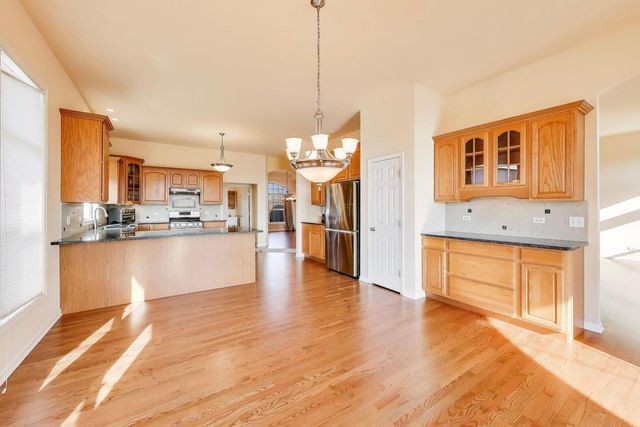 15N866 Meadow Court, Hampshire, IL 60140