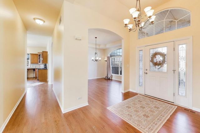 15N866 Meadow Court, Hampshire, IL 60140