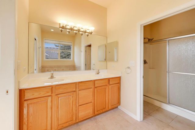 15N866 Meadow Court, Hampshire, IL 60140