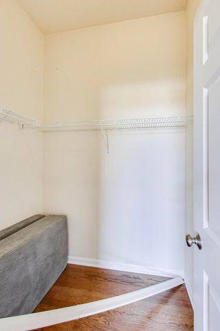 15N866 Meadow Court, Hampshire, IL 60140