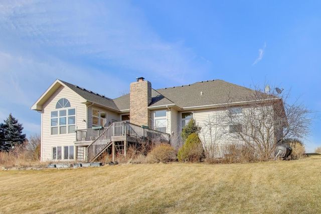 15N866 Meadow Court, Hampshire, IL 60140