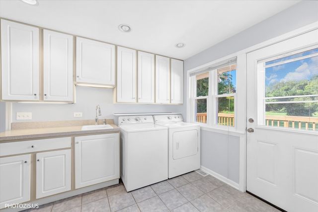 7056 Osage Road W, Long Grove, IL 60047