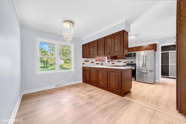 7056 Osage Road W, Long Grove, IL 60047