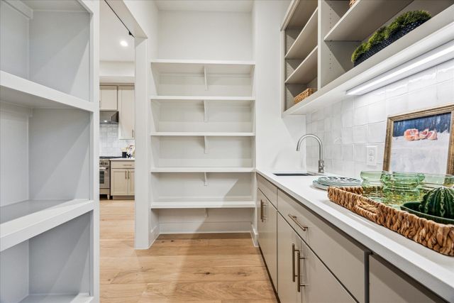 4708 Philco DR, Austin, TX 78745