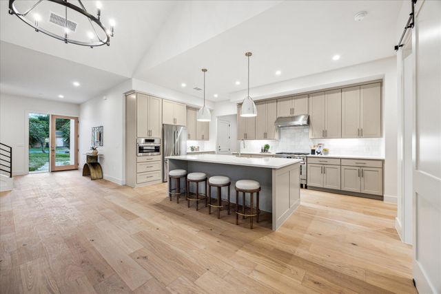 4708 Philco DR, Austin, TX 78745