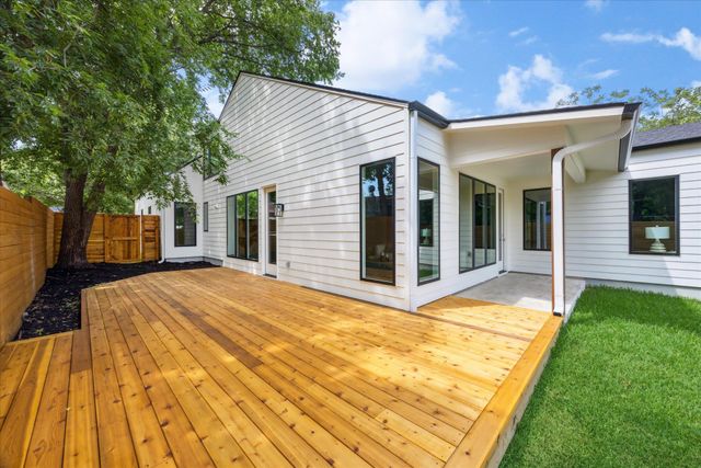 4708 Philco DR, Austin, TX 78745
