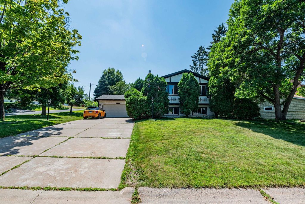 1290 Polk Place, Columbia Heights, MN 55421
