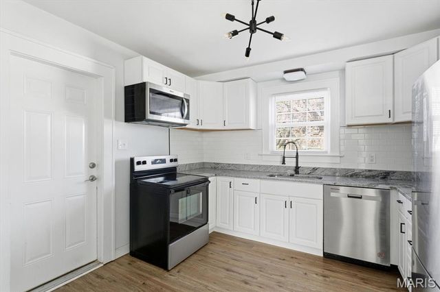 1915 Muren Boulevard, Belleville, IL 62221