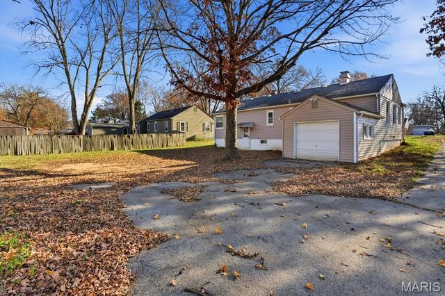 1915 Muren Boulevard, Belleville, IL 62221