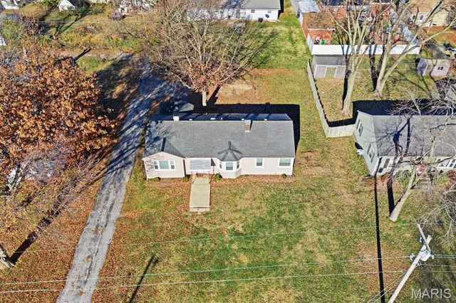 1915 Muren Boulevard, Belleville, IL 62221