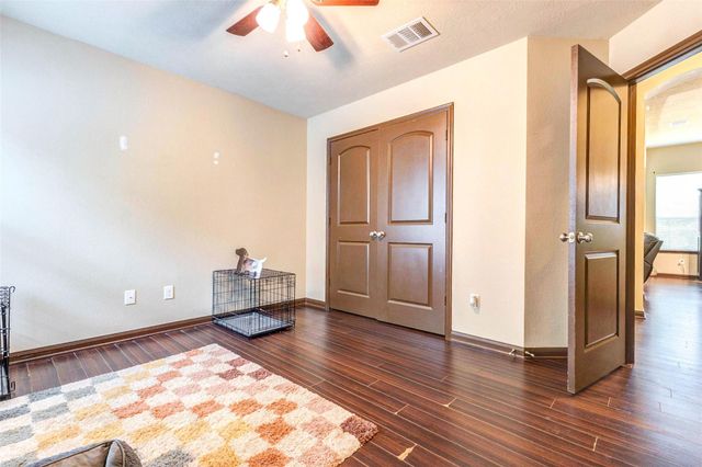 940 Oak Lynn Drive, Conroe, TX 77378