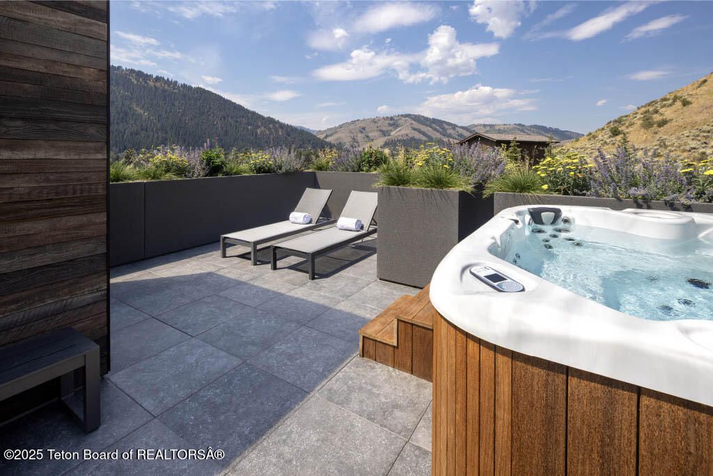 14195 WEISKOPF WAY UNIT 332, Jackson, WY 83001 photo 24