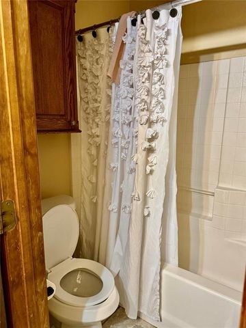 11224 Arbor Lake Drive, Oklahoma City, OK 73170