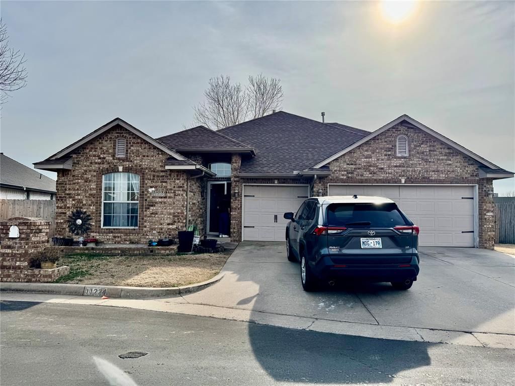 11224 Arbor Lake Drive, Oklahoma City, OK 73170