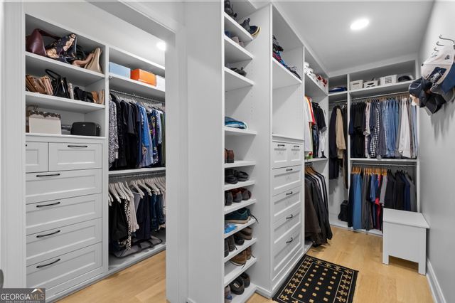 825 Overhill Court, Atlanta, GA 30328