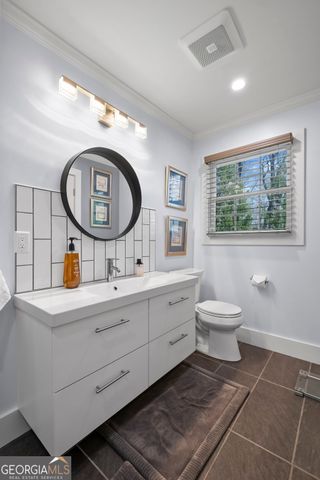 825 Overhill Court, Atlanta, GA 30328