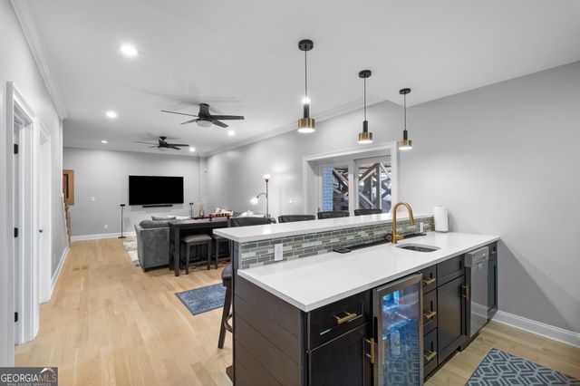 825 Overhill Court, Atlanta, GA 30328