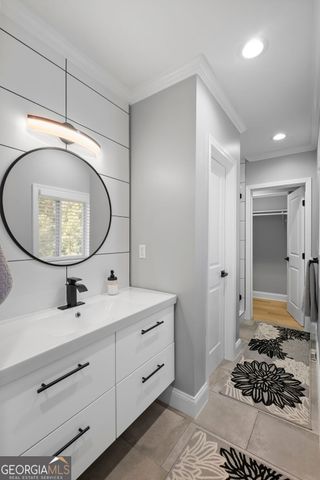 825 Overhill Court, Atlanta, GA 30328