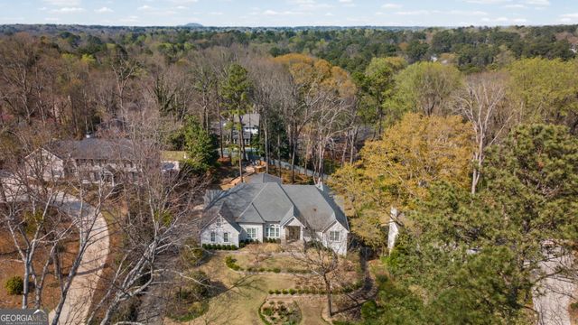 825 Overhill Court, Atlanta, GA 30328