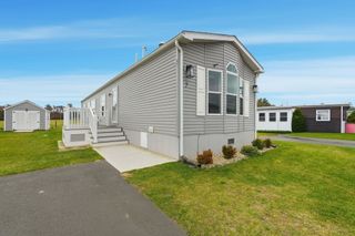 7 1st Ave, Westfield, MA 01085