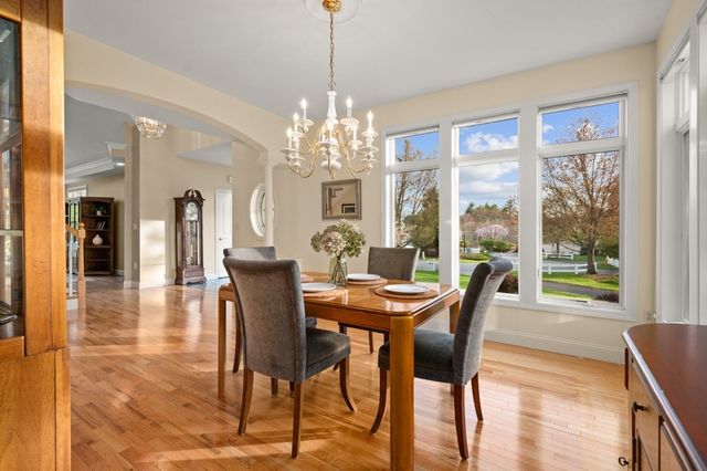 16 Hawkins Pond Lane, Salem, NH 03079