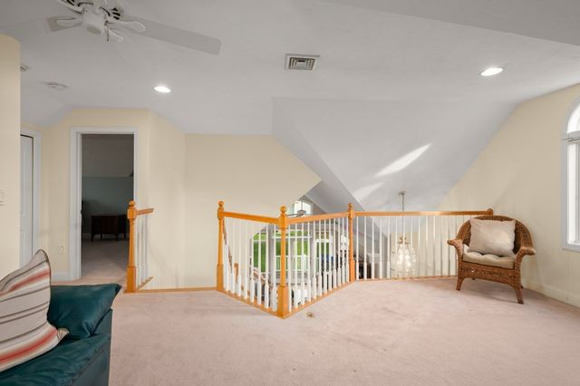 16 Hawkins Pond Lane, Salem, NH 03079