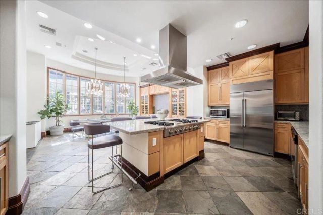 4155 Executive Drive E111, La Jolla, CA 92037